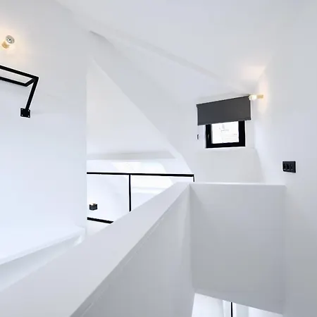 Bed & Breakfast Urban Walls
